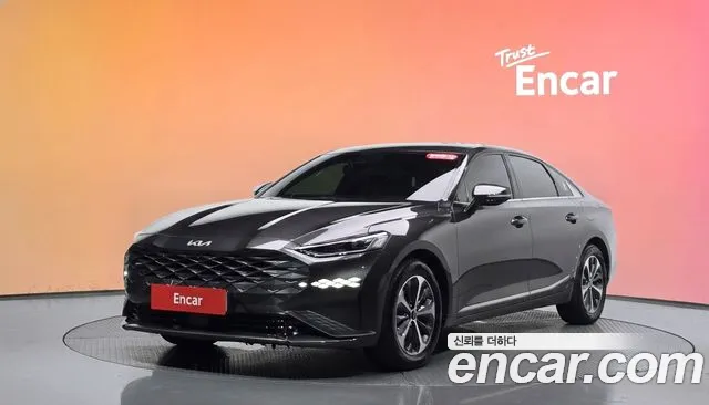 Kia K8 Hybrid Noblesse