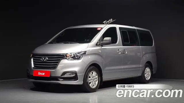 Hyundai The New Grand Starex 5