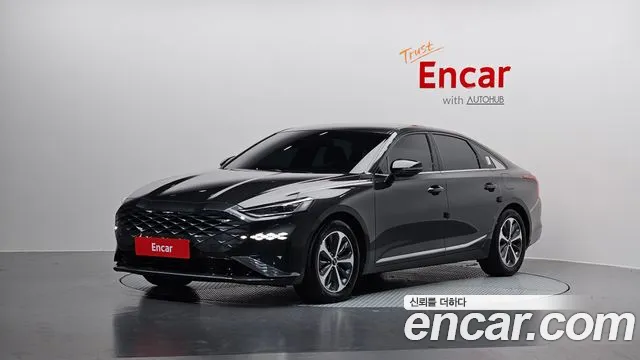 Kia K8 Hybrid Noblesse