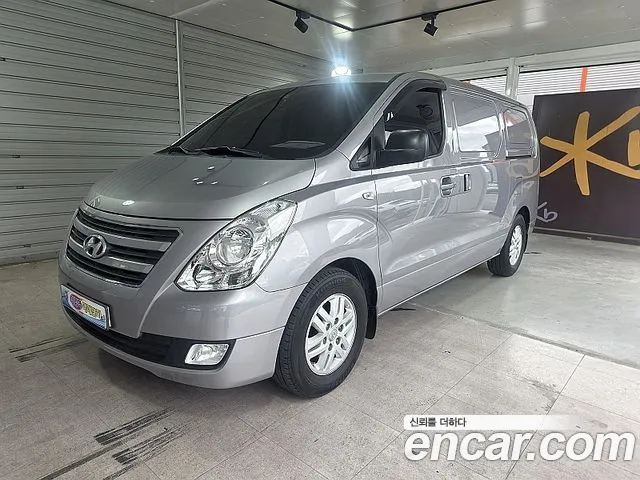 Hyundai Grand Starex 3