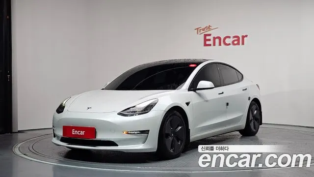 Tesla 3 AWD