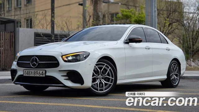 Mercedes-Benz E- W213 E220d 4MATIC AMG Line