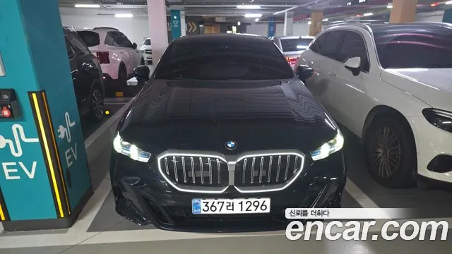 BMW 5 (G60) 520i M