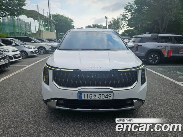 Kia The New Carnival 4 Gasoline 9 Noblesse