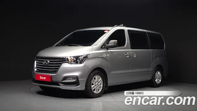 Hyundai The New Grand Starex 3
