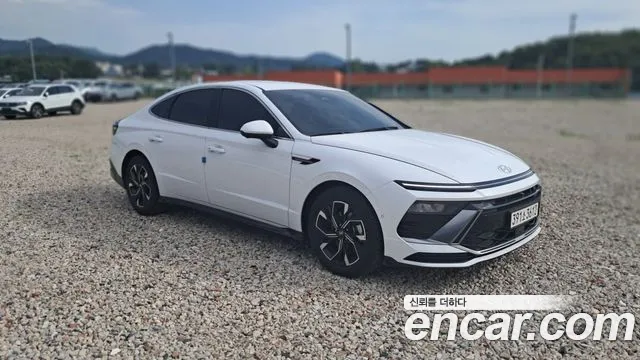 Hyundai Sonata (DN8) 2.0 Exclusive