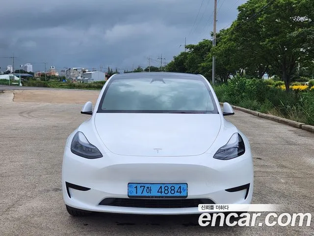 Tesla Y RWD