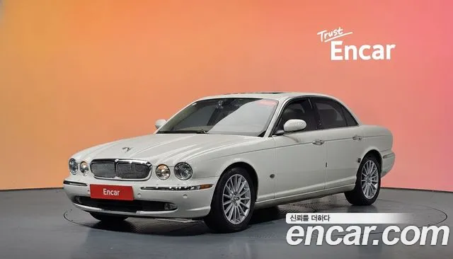 Jaguar New XJ 2.7D SWB X350