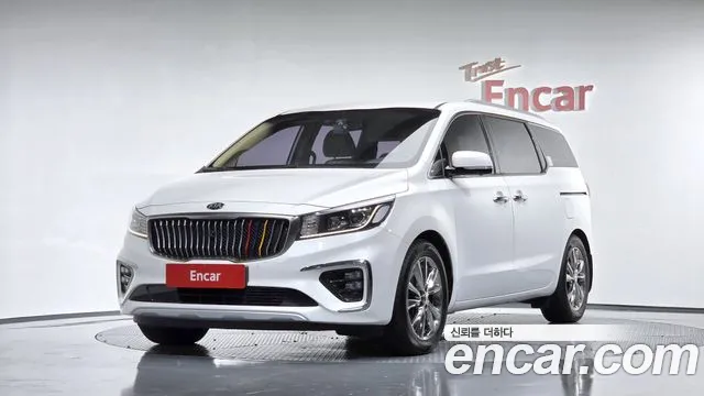 Kia The New Carnival 9 Noblesse