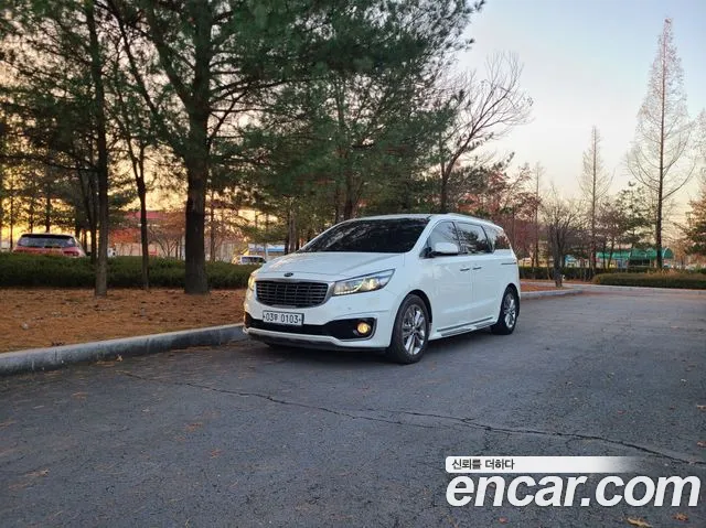 Kia All New Carnival 9 Prestige