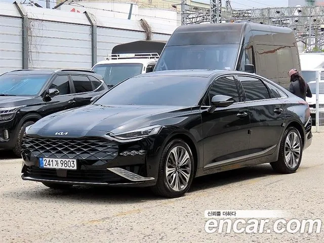 Kia K8 2.5 Gasoline 2WD Signature