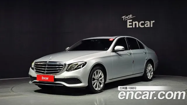 Mercedes-Benz E- W213 E300 4MATIC Exclusive
