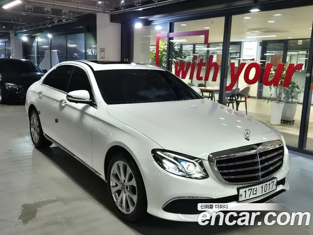 Mercedes-Benz E- W213 E300 4MATIC Exclusive