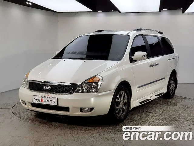 Kia Carnival R Carnival GLX