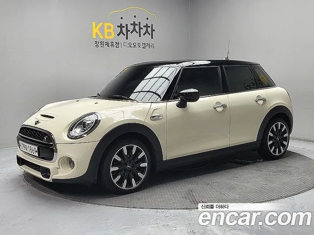 MINI Cooper S 5 HIGH 3