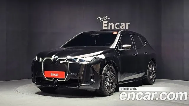 BMW iX xDrive60 M