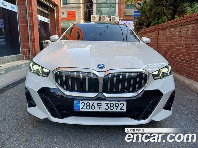 BMW 5 (G60) 530e M