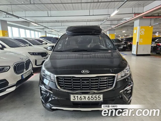 Kia The New Carnival 9 Noblesse