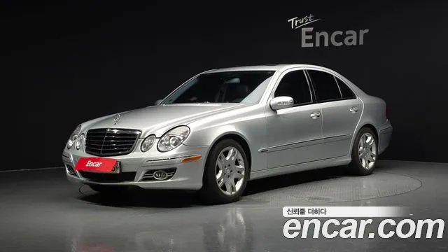 Mercedes-Benz E- W211 E200K