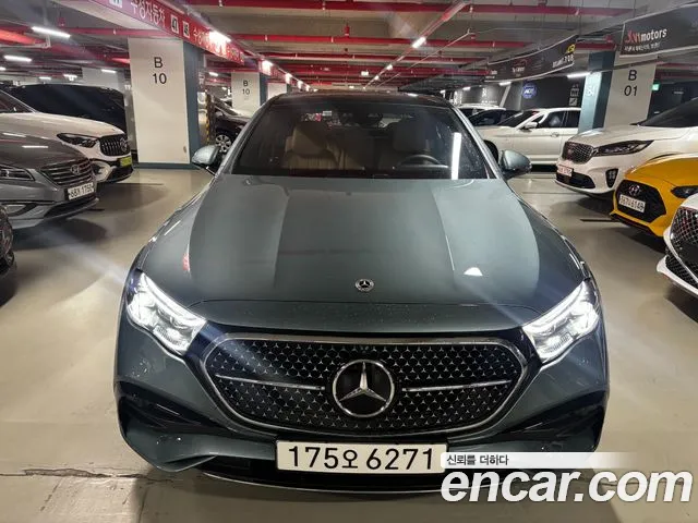 Mercedes-Benz E- W214 E300 4MATIC AMG Line