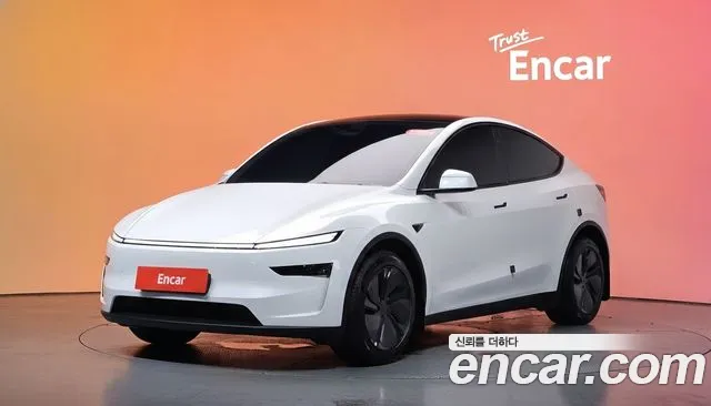 Tesla Y RWD