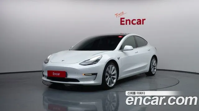 Tesla 3 AWD