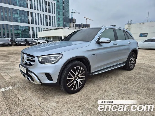Mercedes-Benz GLC- X253 GLC300e 4MATIC