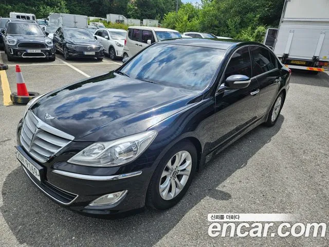 Hyundai Genesis BH330 Base