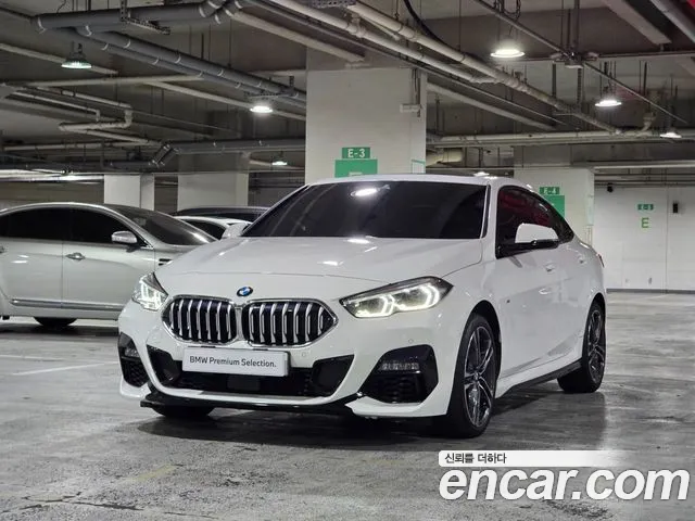 BMW 2 (F44) 220i M