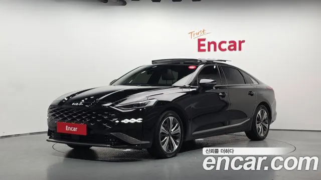 Kia K8 Hybrid Noblesse