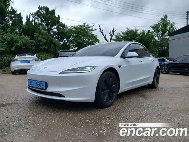Tesla 3 AWD