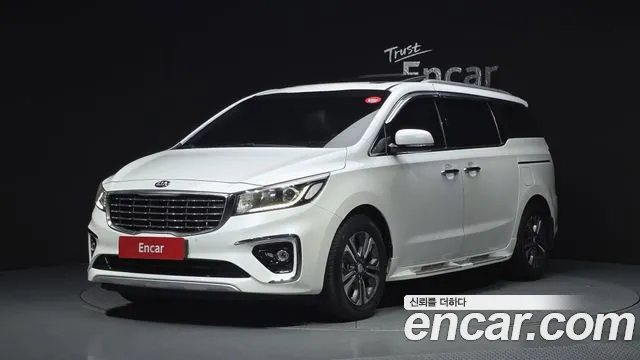 Kia The New Carnival 9