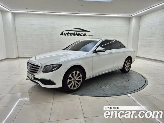 Mercedes-Benz E- W213 E300 4MATIC Exclusive