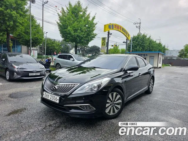 Hyundai Grandeur HG Hybrid Premium