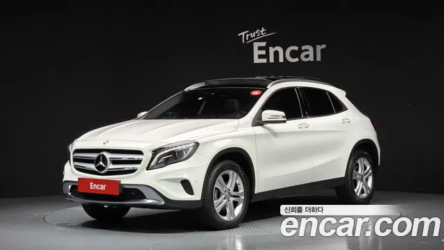 Mercedes-Benz GLA- X156 GLA200 d