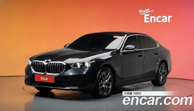 BMW 5 (G60) 520i