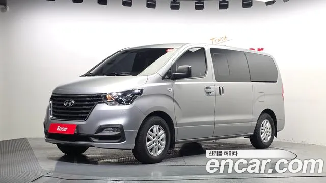 Hyundai The New Grand Starex 5