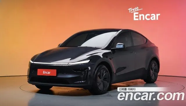 Tesla Y RWD