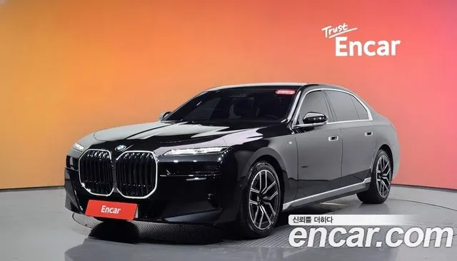 BMW 7 (G70) 740i sDrive M