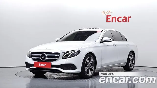 Mercedes-Benz E- W213 E300