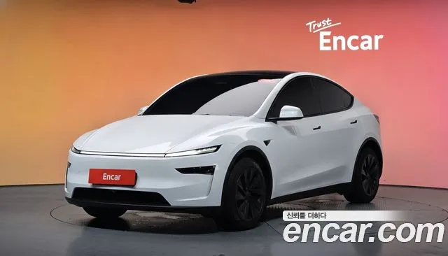 Tesla Y RWD