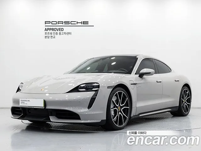 Porsche Taycan Turbo