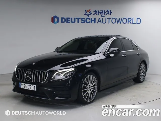 Mercedes-Benz E- W213 E350 4MATIC AMG Line