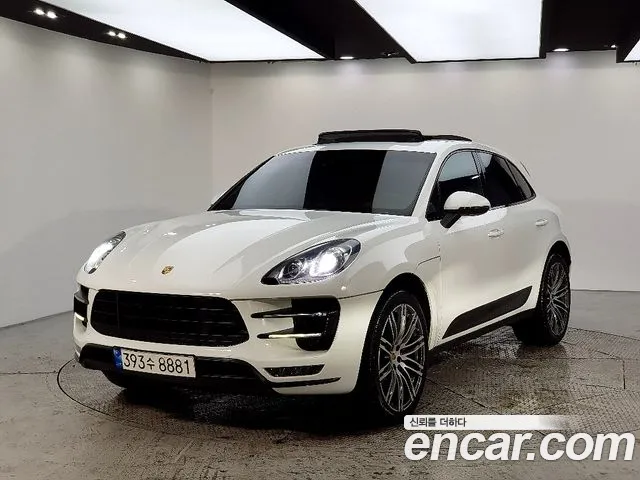 Porsche Macan 3.6 Turbo 95B
