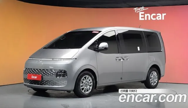 Hyundai Staria 3