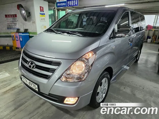 Hyundai Grand Starex 4WD 12