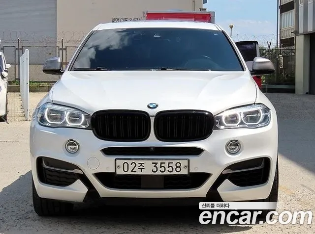 BMW X6 (F16) M50d