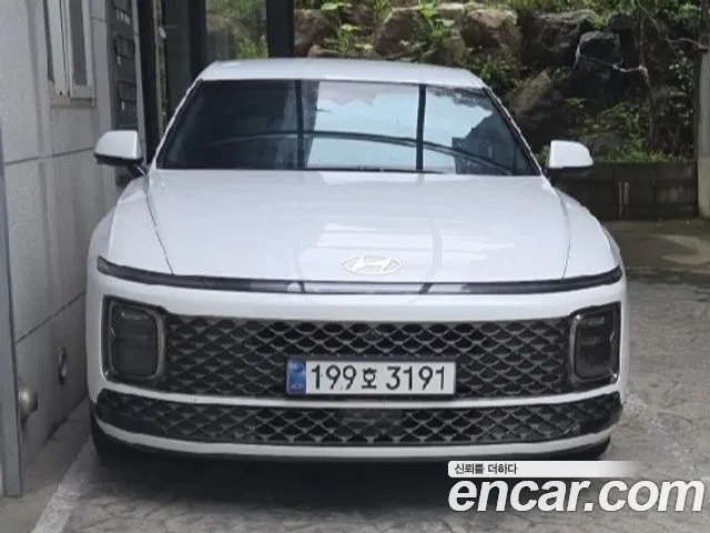Hyundai Grandeur Hybrid (GN7)