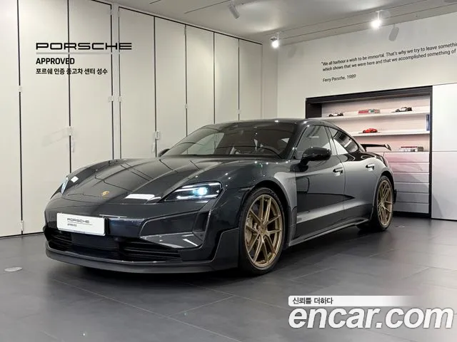 Porsche Taycan Turbo GT
