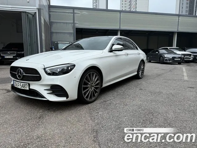 Mercedes-Benz E- W213 E350 4MATIC AMG Line